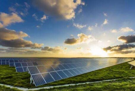 “新基建”釋放動(dòng)能，光伏發(fā)電新一輪擴(kuò)產(chǎn)潮起