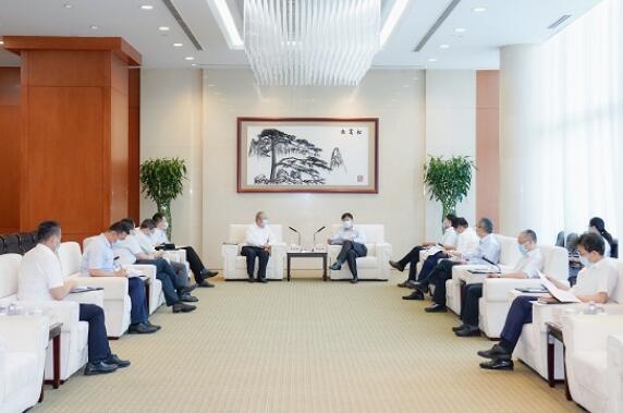 華能集團(tuán)有限公司總經(jīng)理、黨組副書記鄧建玲會(huì)見(jiàn)隆基股份總裁李振國(guó)