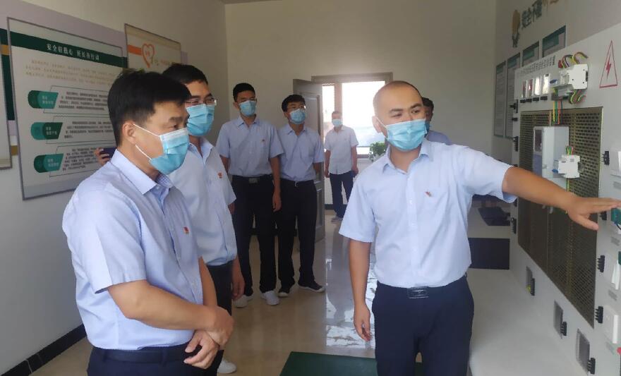 國網(wǎng)嫩江市供電公司組織員工到五星級供電所參觀學習