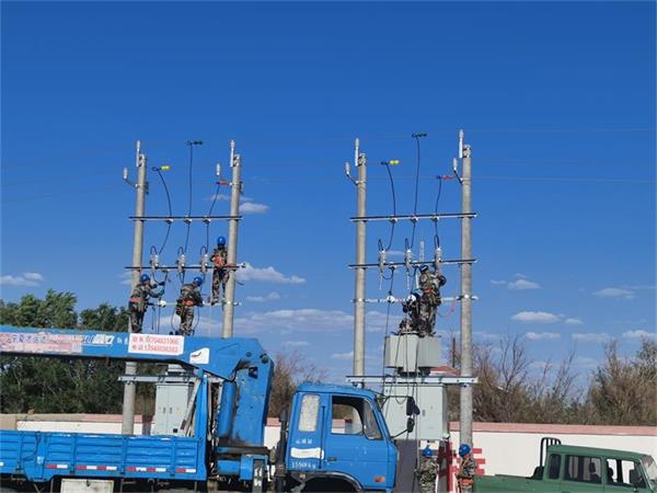 阿拉善電業(yè)局烏力吉供電分局 戍守邊防，電力護(hù)航