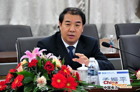 孟振平談國(guó)有企業(yè)：要扛起國(guó)企政治責(zé)任，旗幟鮮明講政治