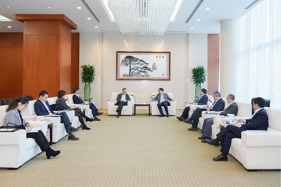 華能集團有限公司總經(jīng)理、黨組副書記鄧建玲會見TCL科技集團董事長李東生