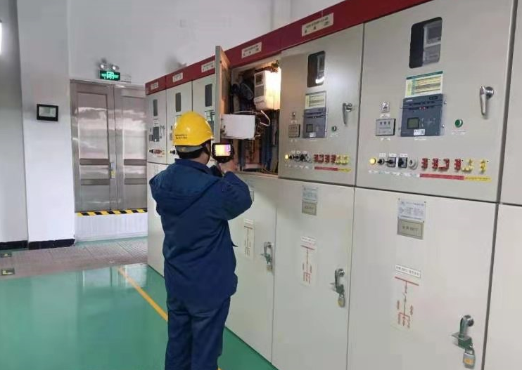 國網(wǎng)慈溪市供電公司用心巡視、及時消缺確保電網(wǎng)安全穩(wěn)定運行