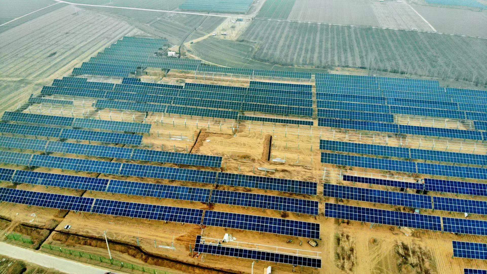 河北南宮100兆瓦農光互補光伏項目并網(wǎng)