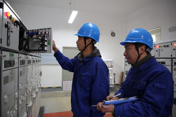 國(guó)網(wǎng)寧?？h供電公司為配電網(wǎng)裝上故障隔離“神器”