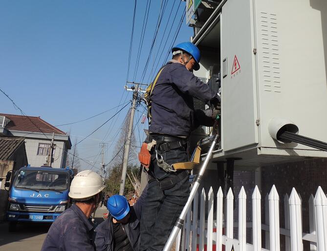 國網(wǎng)余姚市供電公司：山區(qū)低壓臺區(qū)改造，提升居民用電質(zhì)量