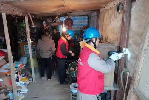 國網(wǎng)霞浦縣供電公司：應(yīng)寒而戰(zhàn) 守護居民用電