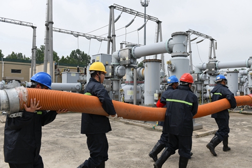 江蘇東?？h供電公司開展2021年變電站防汛應急演練