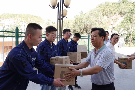 凝“新”聚力！劉家峽水電廠暖心關(guān)愛助“后浪”起航