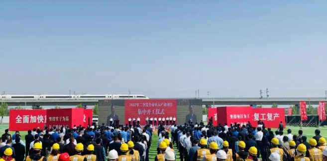 東方日升、晶科、阿特斯同時擴產(chǎn)！