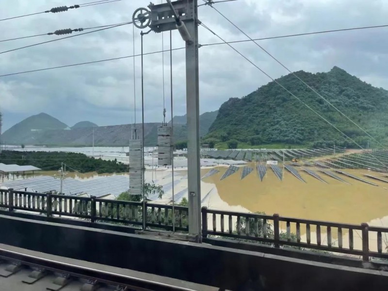 地面電站秒變漂浮電站，又一光伏電站被水淹！