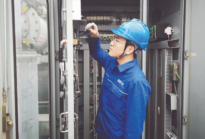 王可： 因?yàn)闊釔?ài)，所以投入