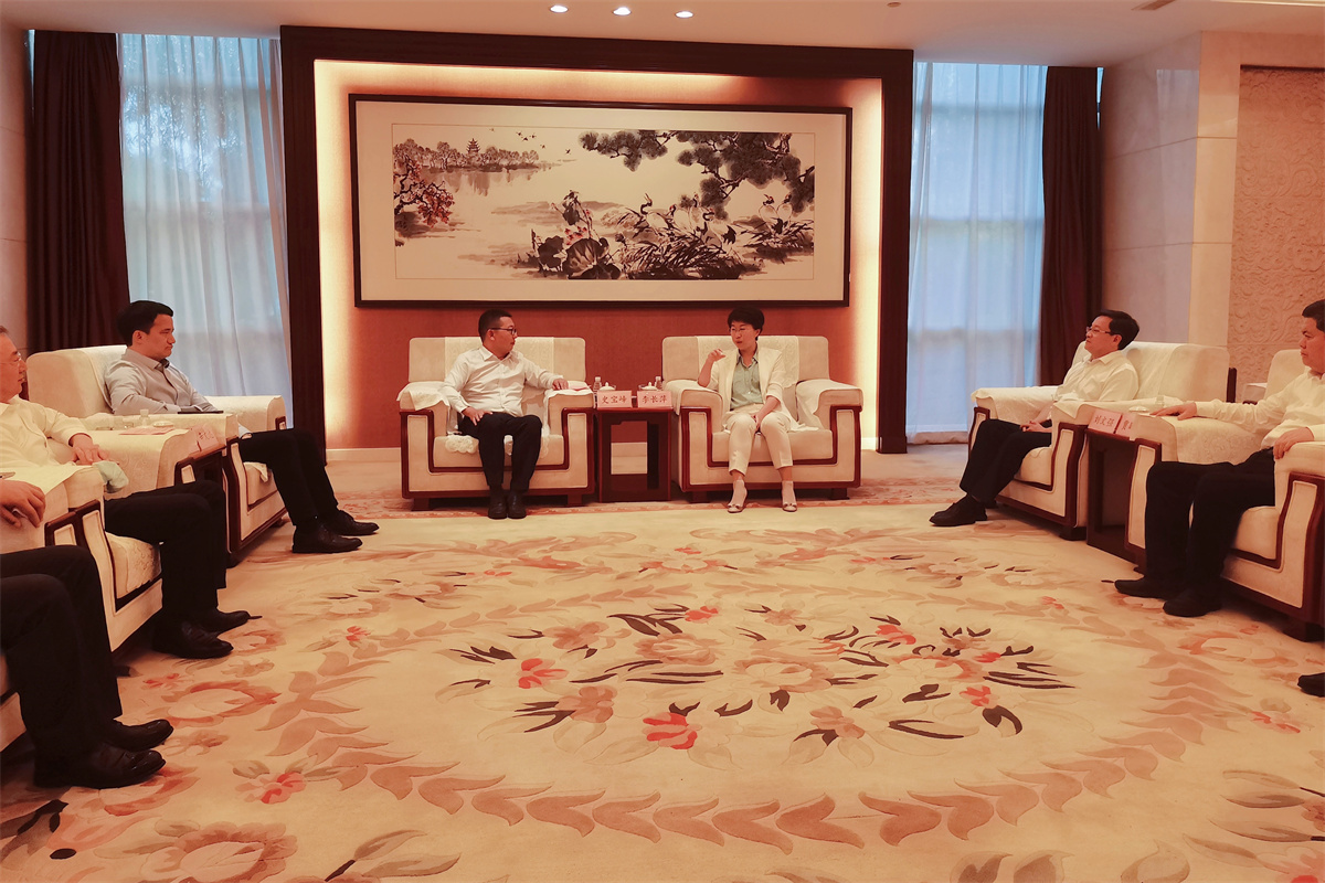 華潤電力總裁史寶峰拜會山東省菏澤市、聊城市、東營市