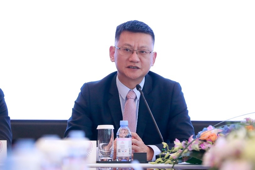 華為李俊風(fēng)：聚焦ICT基礎(chǔ)設(shè)施 打造數(shù)字底座，做機場與軌道行業(yè)數(shù)字化轉(zhuǎn)型同路人