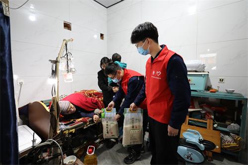 國(guó)網(wǎng)壽寧縣供電公司：志愿者日，我們?cè)谛袆?dòng)