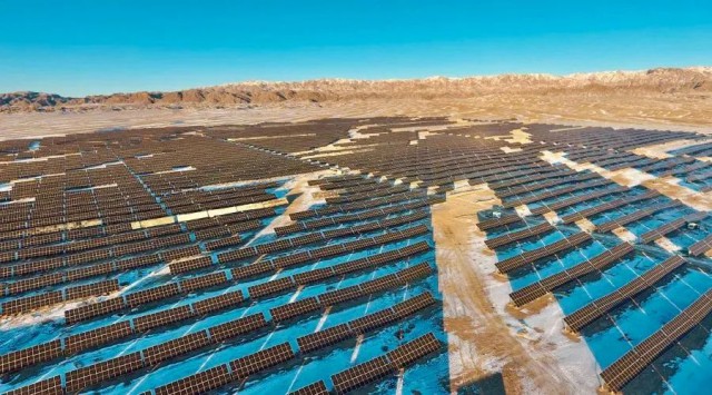 【索比月報(bào)】組件價(jià)格高位穩(wěn)，開(kāi)工環(huán)比基本維持，產(chǎn)業(yè)鏈或?qū)⒂瓉?lái)變革——11月光伏組件市場(chǎng)總結(jié)