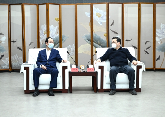丁焰章與雄安新區(qū)黨工委書記、管委會(huì)主任張國(guó)華會(huì)談