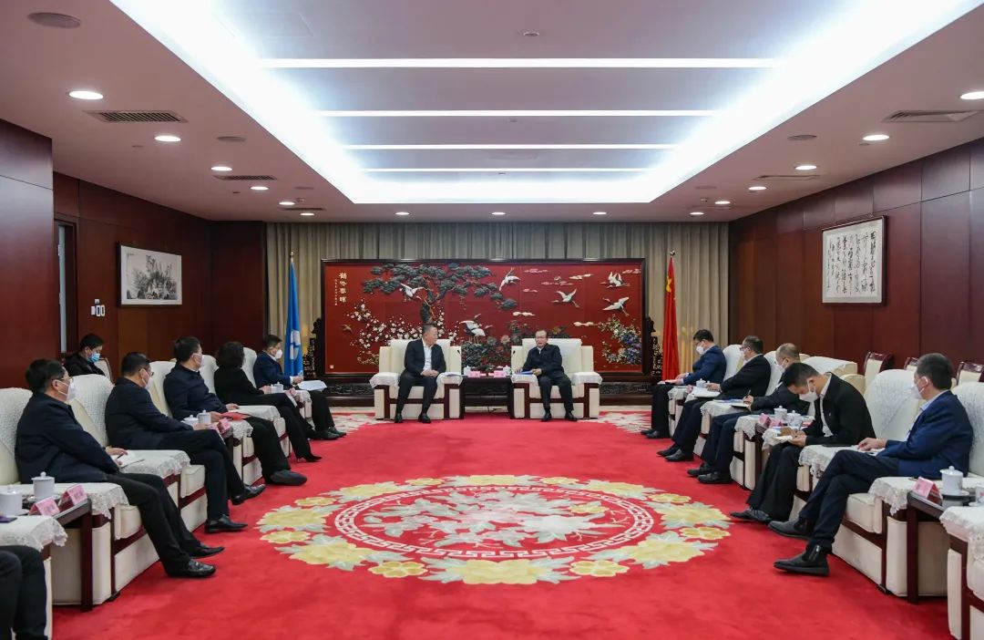 華電集團(tuán)黨組書記、董事長(zhǎng)江毅會(huì)見鐵嶺市委書記、市人大常委會(huì)主任宋誠(chéng)