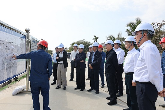 華能集團外部董事到海南分公司及昌江、石島灣核電基地調研