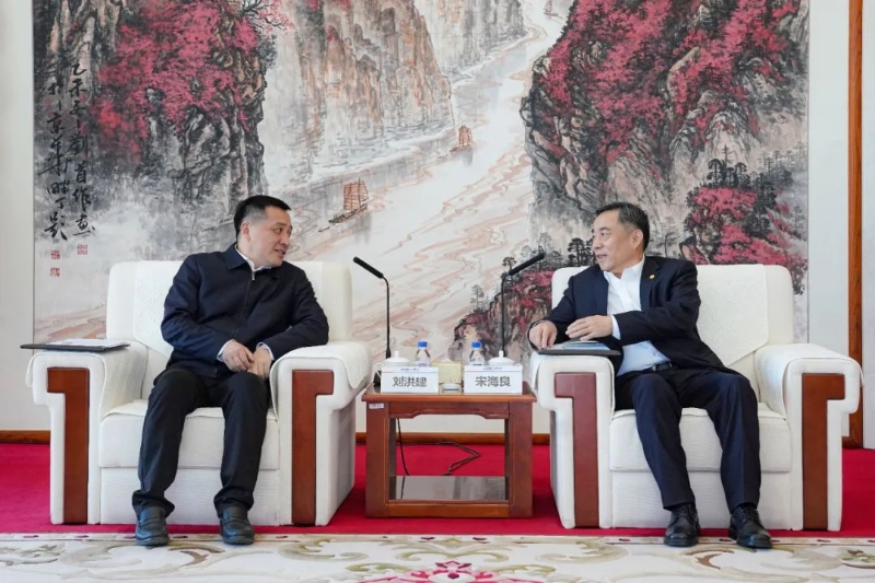 中國能建黨委書記、董事長宋海良與云南省委常委、昆明市委書記劉洪建會(huì)談