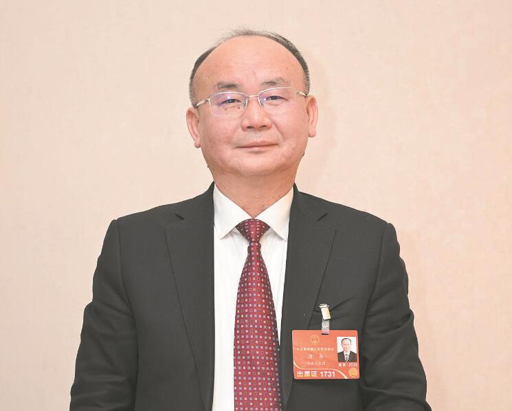 優(yōu)質(zhì)供電服務(wù)助力裝備制造業(yè)高質(zhì)量發(fā)展——訪全國(guó)人大代表、楚天科技股份有限公司董事長(zhǎng)兼總裁唐岳