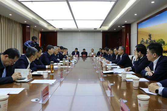 中國電建黨委副書記、總經(jīng)理王斌與酒泉市主要領(lǐng)導(dǎo)會談