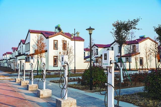 從“里程焦慮”到售后保障，這些是電動(dòng)車前行路上“攔路虎”