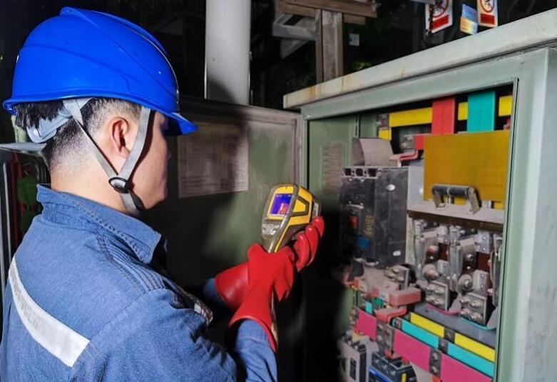 深圳供電局消除67條線路、237臺配變重滿載風(fēng)險(xiǎn)