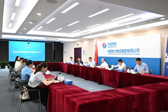中國電建黨委常委、副總經(jīng)理徐鵬程與漳龍集團(tuán)黨委書記、董事長吳子毅會談
