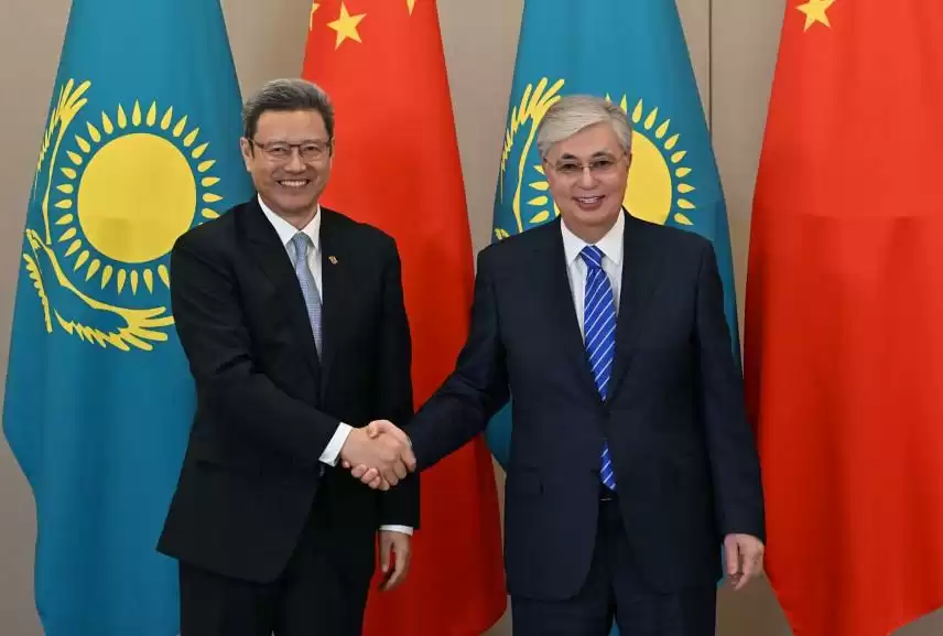 國家電投黨組書記、董事長錢智民與哈薩克斯坦總統(tǒng)托卡耶夫會談