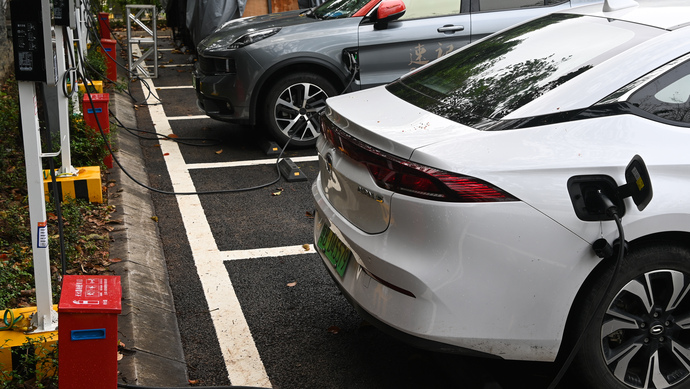 一級(jí)市場(chǎng)擁擠、二級(jí)市場(chǎng)遇冷，新能源賽道的下一個(gè)爆點(diǎn)在哪里？