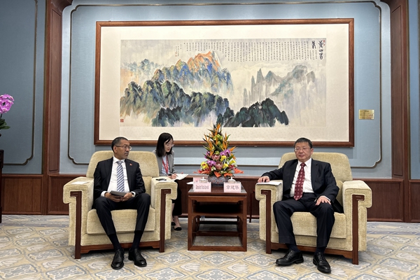 國家能源局主要負(fù)責(zé)人會(huì)見安哥拉礦產(chǎn)資源、石油和天然氣部部長