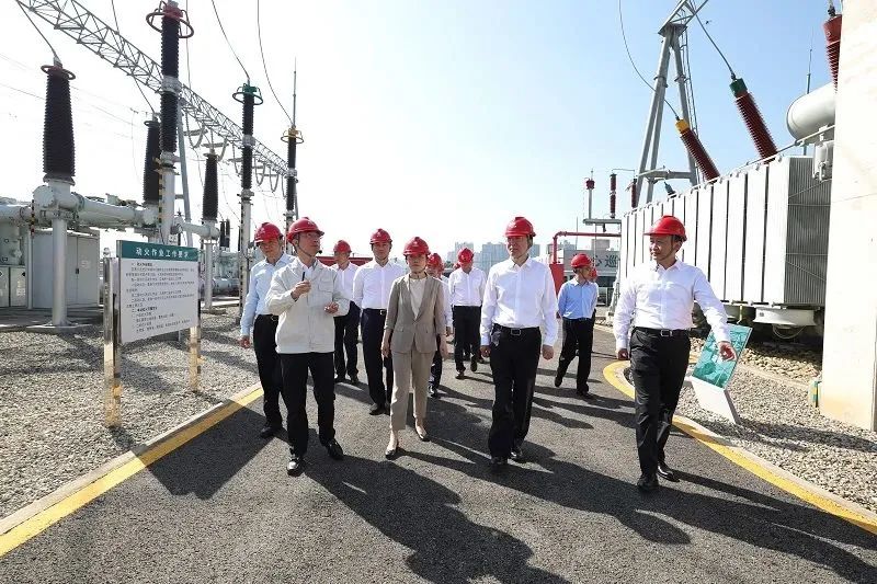 國家電網(wǎng)董事長、黨組書記辛保安會見四川省委書記王曉暉、省長黃強(qiáng)并檢查大運會供電保障工作