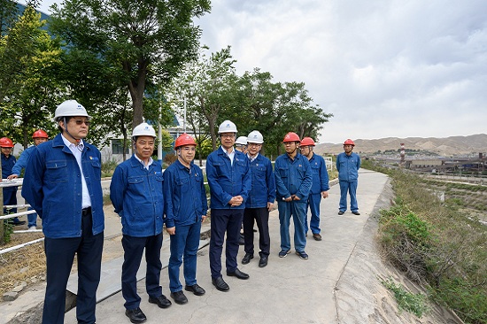 華能集團(tuán)總經(jīng)理、黨組副書記鄧建玲到蘭州熱電公司調(diào)研