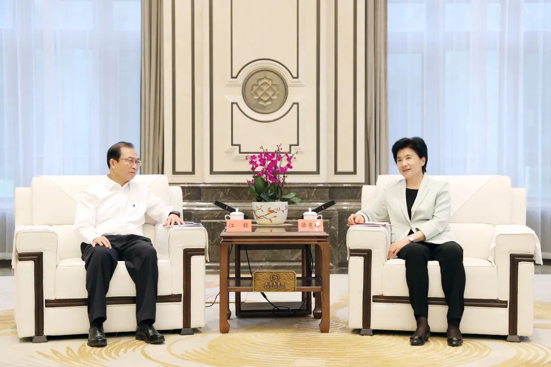 華電集團黨組書記、董事長江毅拜會黑龍江省委副書記、省長梁惠玲