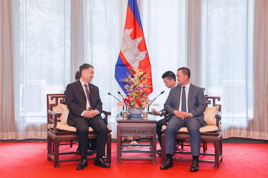 華能集團(tuán)黨組書記、董事長溫樞剛拜會柬埔寨首相洪瑪奈