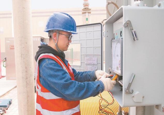 范紅星：在現(xiàn)場學(xué)習(xí)成長，在一線實踐創(chuàng)新