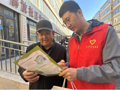 烏蘭察布供電公司負(fù)荷管理服務(wù)中心開展“寒冬將至送溫暖，優(yōu)質(zhì)服務(wù)進(jìn)社區(qū)”青年志愿服務(wù)活動(dòng)