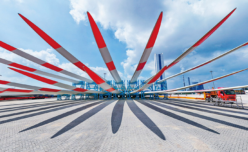 工信部：聚焦光伏、新能源汽車等產(chǎn)業(yè)鏈鍛造一批“殺手锏”技術(shù)