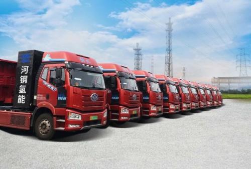 河鋼首座商業(yè)化氫油綜合站投入試運(yùn)營近日，河鋼工業(yè)技術(shù)建設(shè)的河鋼首座商業(yè)化氫油綜合站正式投入試運(yùn)營。新投入運(yùn)營的商業(yè)化氫油綜合站采用35MPa加氫工藝，擁有1000kg/d的加氫能力。  這是河鋼工業(yè)技