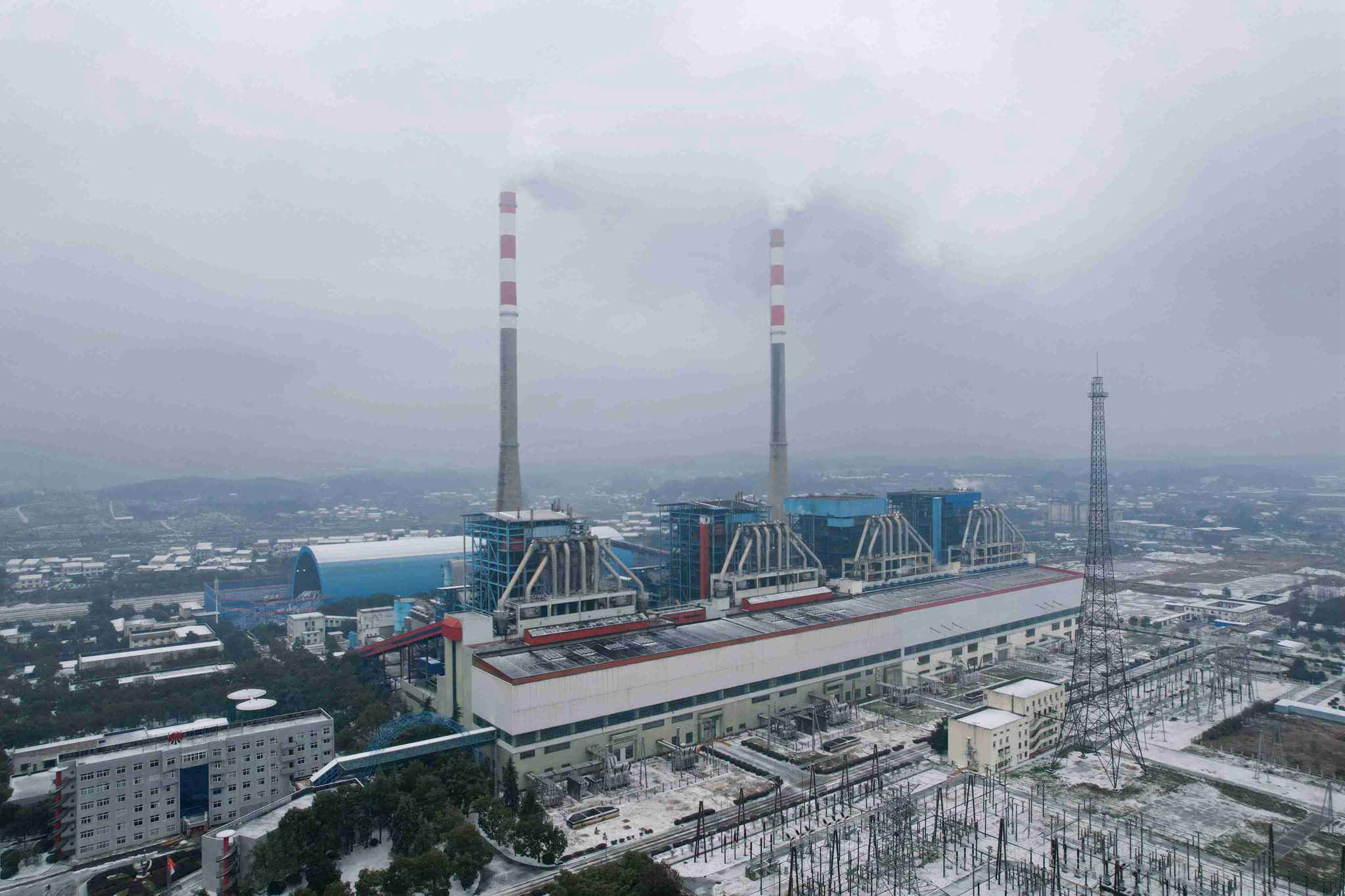 戰(zhàn)寒潮 保供電！這里的風(fēng)雪中涌現(xiàn)出奮進的石電藍