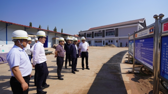 楊良赴印尼、老撾調(diào)研指導(dǎo)國別市場經(jīng)營工作