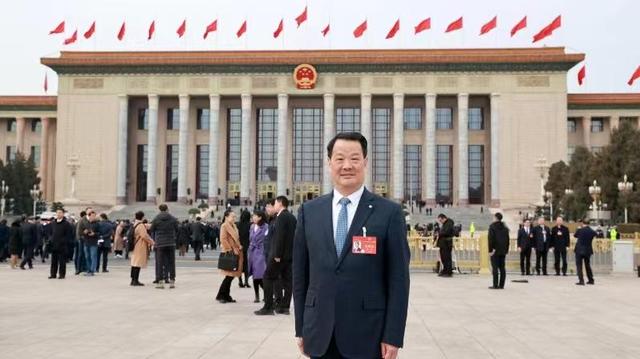 【兩會(huì)好聲音】彭壽院士建議：以應(yīng)用導(dǎo)向?yàn)橹黧w，真正實(shí)現(xiàn)綠色低碳產(chǎn)業(yè)高質(zhì)量發(fā)展