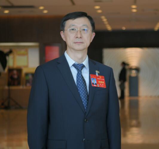 【兩會(huì)好聲音】國(guó)網(wǎng)江西省公司總經(jīng)理、黨委副書(shū)記劉勇：建設(shè)數(shù)智化堅(jiān)強(qiáng)電網(wǎng)，更好保障能源安全、服務(wù)“雙碳”目標(biāo)