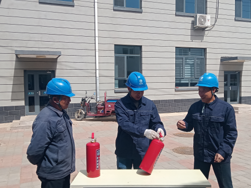 國網隆化縣供電公司“巡護”“培訓”雙向發(fā)力 守牢電網防山火屏障