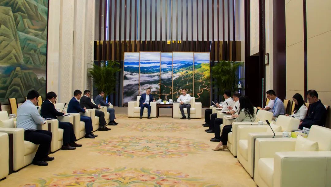 國家電投黨組書記、董事長劉明勝劉明勝會見遠(yuǎn)景集團(tuán)董事長張雷