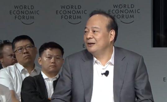 寧德時代董事長曾毓群回應(yīng)“卷王”標簽，強調(diào)價值競爭與創(chuàng)新