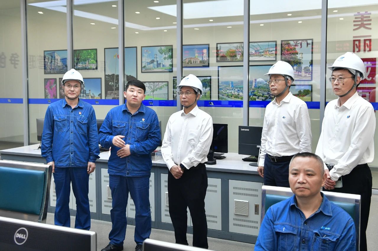 華電黨組書記、董事長江毅赴華電江蘇區(qū)域調(diào)研