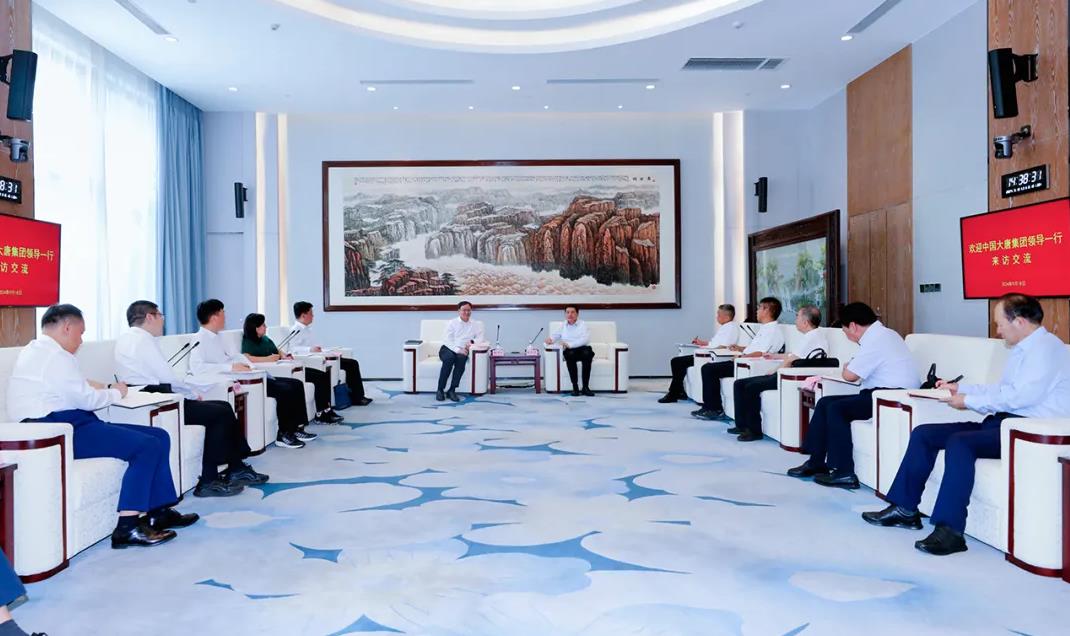 大唐集團黨組副書記、總經(jīng)理張傳江與陜煤集團黨委書記、董事長張文琪會談