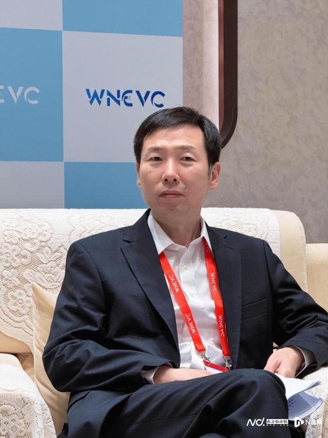 侯福深：車企應(yīng)達(dá)成全球合作共識(shí)，促進(jìn)新能源汽車